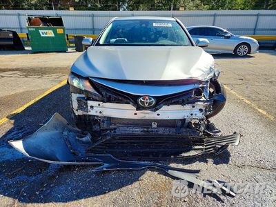 Piąte zdjęcie samochodu w środku: 2021 TOYOTA CAMRY LE VIN:4T1C11AK7MU427542 - miniatura