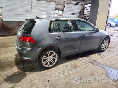 Trzecie zdjęcie samochodu z tyłu: 2015 VOLKSWAGEN GOLF TDI VIN:3VW2A7AU3FM043766 - miniatura