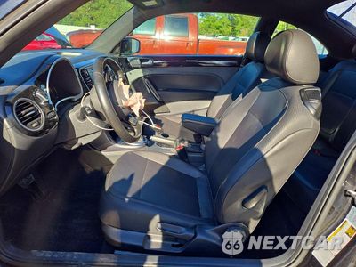 Zdjęcie 7 z 13 samochodu: 2017 VOLKSWAGEN BEETLE SE VIN:3VWJ17AT7HM610096 - miniatura