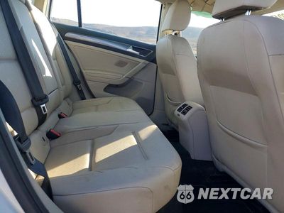 Zdjęcie 10 z 13 samochodu: 2018 VOLKSWAGEN GOLF ALLTRACK S VIN:3VWH17AU7JM759850 - miniatura