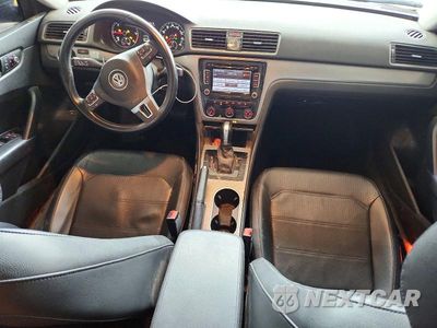Zdjęcie 8 z 12 samochodu: 2014 VOLKSWAGEN PASSAT SE VIN:1VWBN7A35EC112811 - miniatura