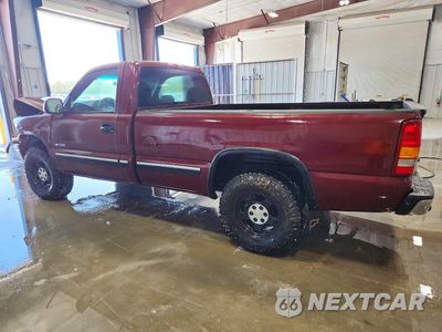 Drugie zdjęcie samochodu z przodu: 2002 CHEVROLET SILVERADO K1500 VIN:1GCEK14T52Z302117 - miniatura
