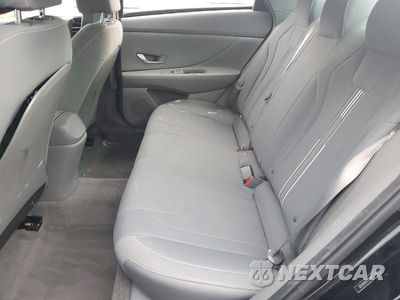 Zdjęcie 10 z 13 samochodu: 2021 HYUNDAI ELANTRA SEL VIN:5NPLM4AG5MH051135 - miniatura
