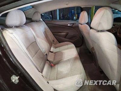 Zdjęcie 10 z 12 samochodu: 2017 CHEVROLET CRUZE LS VIN:1G1BC5SM3H7124613 - miniatura