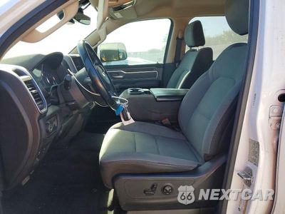 Zdjęcie 7 z 12 samochodu: 2020 RAM 1500 BIG HORN/LONE STAR VIN:1C6SRFFT9LN295603 - miniatura