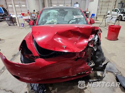 Piąte zdjęcie samochodu w środku: 2022 TESLA MODEL Y VIN:7SAYGDEF9NF540204 - miniatura