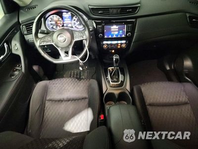 Zdjęcie 8 z 13 samochodu: 2018 NISSAN ROGUE VIN:KNMAT2MVXJP615080 - miniatura