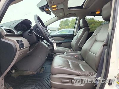 Zdjęcie 7 z 13 samochodu: 2016 HONDA ODYSSEY EXL VIN:5FNRL5H64GB105110 - miniatura