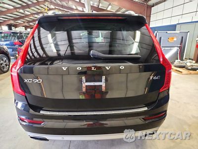 Zdjęcie 6 z 13 samochodu: 2017 VOLVO XC90 T6 VIN:YV4A22PKXH1131053 - miniatura