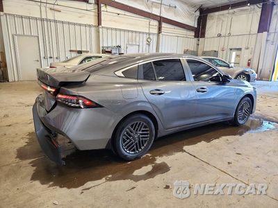Trzecie zdjęcie samochodu z tyłu: 2026 NISSAN SENTRA SV VIN:3N1AB9CV1TY252542 - miniatura