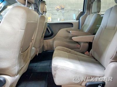 Zdjęcie 11 z 14 samochodu: 2012 DODGE GRAND CARAVAN SE VIN:2C4RDGBG9CR191717 - miniatura