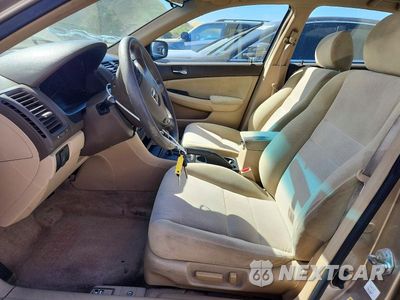 Zdjęcie 7 z 12 samochodu: 2004 HONDA ACCORD LX VIN:1HGCM66344A054313 - miniatura