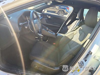 Zdjęcie 7 z 12 samochodu: 2023 POLESTAR 2 VIN:YSMEG3KAXPL160330 - miniatura