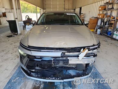 Piąte zdjęcie samochodu w środku: 2025 HYUNDAI SONATA SEL VIN:KMHL64JA1SA437248 - miniatura