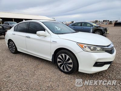 Czwarte zdjęcie samochodu z boku: 2017 HONDA ACCORD HYBRID VIN:JHMCR6F34HC004407 - miniatura