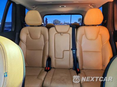 Zdjęcie 10 z 14 samochodu: 2016 VOLVO XC90 T6 VIN:YV4A22PK9G1054044 - miniatura