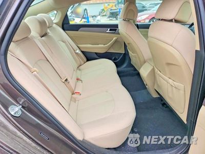 Zdjęcie 10 z 12 samochodu: 2015 HYUNDAI SONATA SE VIN:5NPE24AF1FH255794 - miniatura