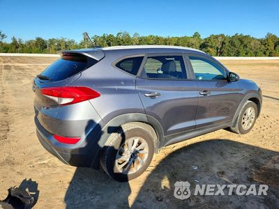 Trzecie zdjęcie samochodu z tyłu: 2016 HYUNDAI TUCSON SE VIN:KM8J33A41GU204464 - miniatura