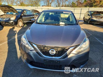 Piąte zdjęcie samochodu w środku: 2018 NISSAN SENTRA S VIN:3N1AB7APXJY326062 - miniatura