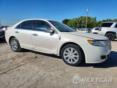 Czwarte zdjęcie samochodu z boku: 2012 LINCOLN MKZ VIN:3LNHL2GC0CR839829 - miniatura