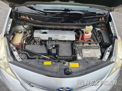 Zdjęcie 11 z 12 samochodu: 2012 TOYOTA PRIUS V THREE VIN:JTDZN3EU0C3145418 - miniatura