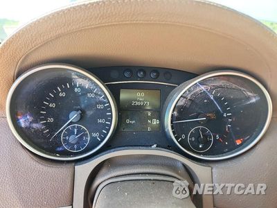 Zdjęcie 9 z 13 samochodu: 2009 MERCEDES-BENZ GL VIN:4JGBF25E39A480660 - miniatura