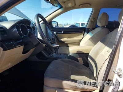 Zdjęcie 7 z 13 samochodu: 2011 KIA SORENTO LX VIN:5XYKT3A14BG041432 - miniatura