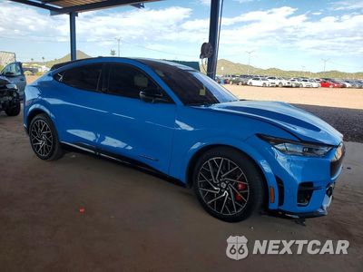 Czwarte zdjęcie samochodu z boku: 2022 FORD MUSTANG MACH-E GT VIN:3FMTK4SX3NMA31316 - miniatura