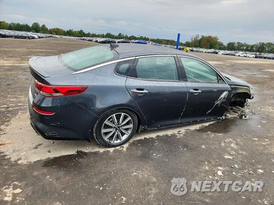 Trzecie zdjęcie samochodu z tyłu: 2020 KIA OPTIMA EX VIN:5XXGU4L13LG406131 - miniatura
