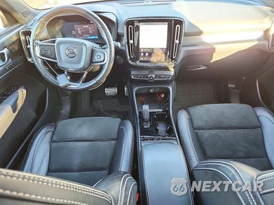 Zdjęcie 8 z 13 samochodu: 2021 VOLVO XC40 RECHARGE VIN:YV4ED3UR6M2571567 - miniatura