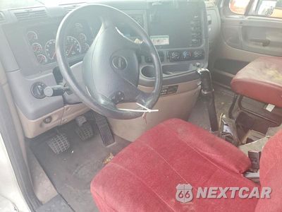 Zdjęcie 8 z 14 samochodu: 2012 FREIGHTLINER CASCADIA 113 VIN:1FUJGHDVXCSBF2727 - miniatura