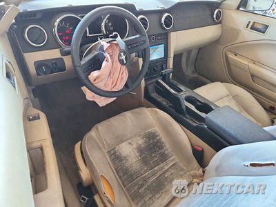 Zdjęcie 8 z 12 samochodu: 2005 FORD MUSTANG VIN:1ZVFT80N055123445 - miniatura