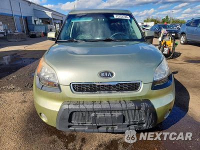 Piąte zdjęcie samochodu w środku: 2011 KIA SOUL + VIN:KNDJT2A22B7225084 - miniatura