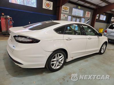 Trzecie zdjęcie samochodu z tyłu: 2015 FORD FUSION SE VIN:3FA6P0HD4FR255679 - miniatura