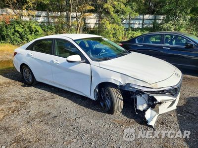 Czwarte zdjęcie samochodu z boku: 2026 HYUNDAI ELANTRA HYBRID BLUE VIN:KMHLM4DJ4TU212002 - miniatura