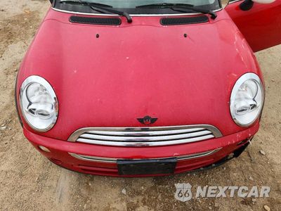 Zdjęcie 11 z 12 samochodu: 2006 MINI COOPER VIN:WMWRC335X6TK72194 - miniatura