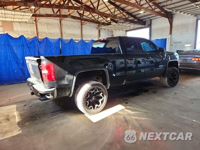 Trzecie zdjęcie samochodu z tyłu: 2017 GMC SIERRA K1500 SLE VIN:1GTV2MEC8HZ171631 - miniatura