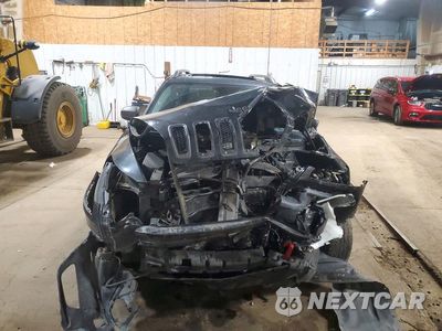 Piąte zdjęcie samochodu w środku: 2014 JEEP CHEROKEE TRAILHAWK VIN:1C4PJMBS6EW199092 - miniatura