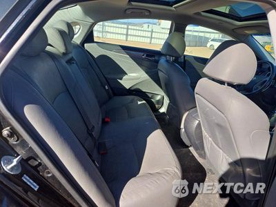 Zdjęcie 10 z 12 samochodu: 2014 HYUNDAI SONATA HYBRID VIN:KMHEC4A45EA108472 - miniatura