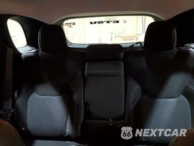 Zdjęcie 10 z 13 samochodu: 2019 JEEP CHEROKEE LATITUDE VIN:1C4PJLCB3KD160461 - miniatura
