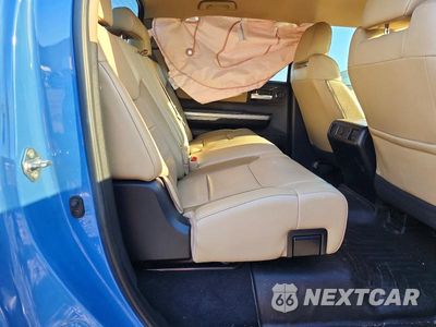 Zdjęcie 10 z 12 samochodu: 2019 TOYOTA TUNDRA CREWMAX LIMITED VIN:5TFHY5F13KX799307 - miniatura