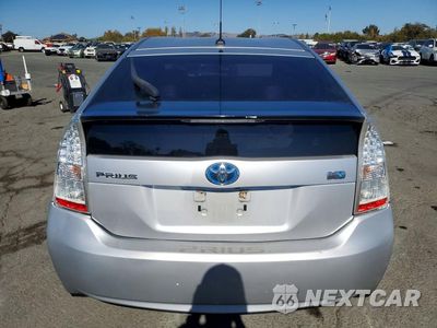 Zdjęcie 6 z 12 samochodu: 2010 TOYOTA PRIUS III VIN:JTDKN3DUXA0183580 - miniatura