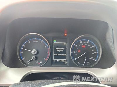 Zdjęcie 9 z 13 samochodu: 2018 TOYOTA RAV4 LE VIN:JTMBFREV1JJ734755 - miniatura