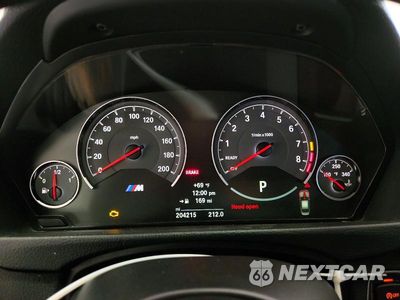 Zdjęcie 9 z 13 samochodu: 2017 BMW M3 VIN:WBS8M9C57H5G42163 - miniatura