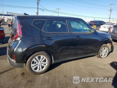 Trzecie zdjęcie samochodu z tyłu: 2023 KIA SOUL LX VIN:KNDJ23AUXP7859180 - miniatura