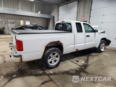 Trzecie zdjęcie samochodu z tyłu: 2010 DODGE DAKOTA SXT VIN:1D7CE3BK1AS145879 - miniatura