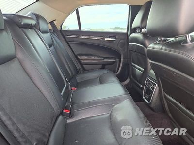 Zdjęcie 10 z 13 samochodu: 2017 CHRYSLER 300C VIN:2C3CCAEG2HH586454 - miniatura