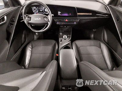 Zdjęcie 8 z 13 samochodu: 2023 KIA NIRO WIND VIN:KNDCR3L11P5036446 - miniatura