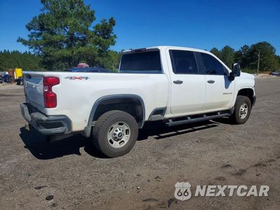 Trzecie zdjęcie samochodu z tyłu: 2022 CHEVROLET SILVERADO K2500 HEAVY DUTY VIN:2GC4YLEY7N1222573 - miniatura