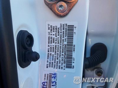 Zdjęcie 12 z 12 samochodu: 2017 HONDA CIVIC LX VIN:19XFC2F54HE225542 - miniatura